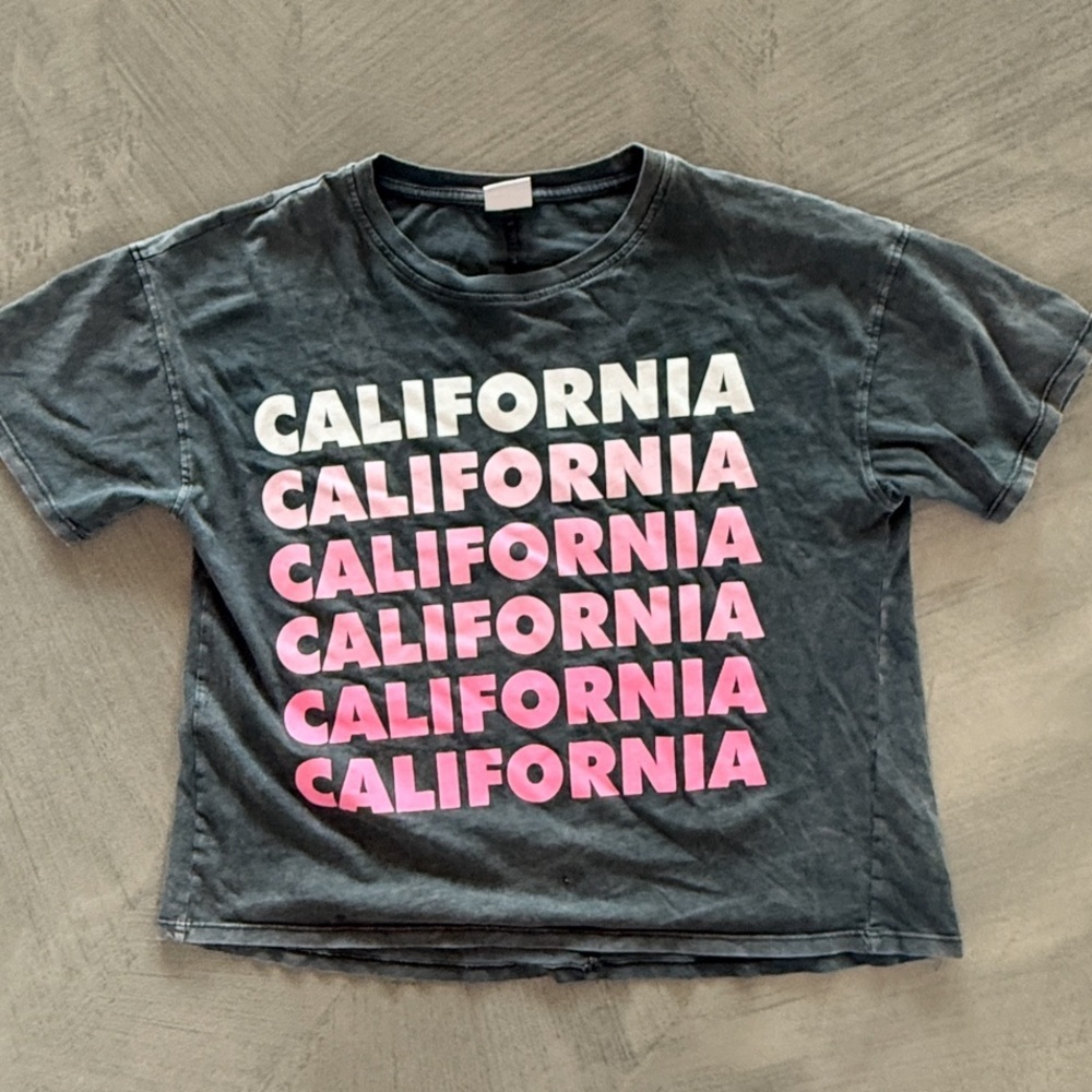 Zara Kids California Repeating Dark Gray Tee - Tiny Flaw